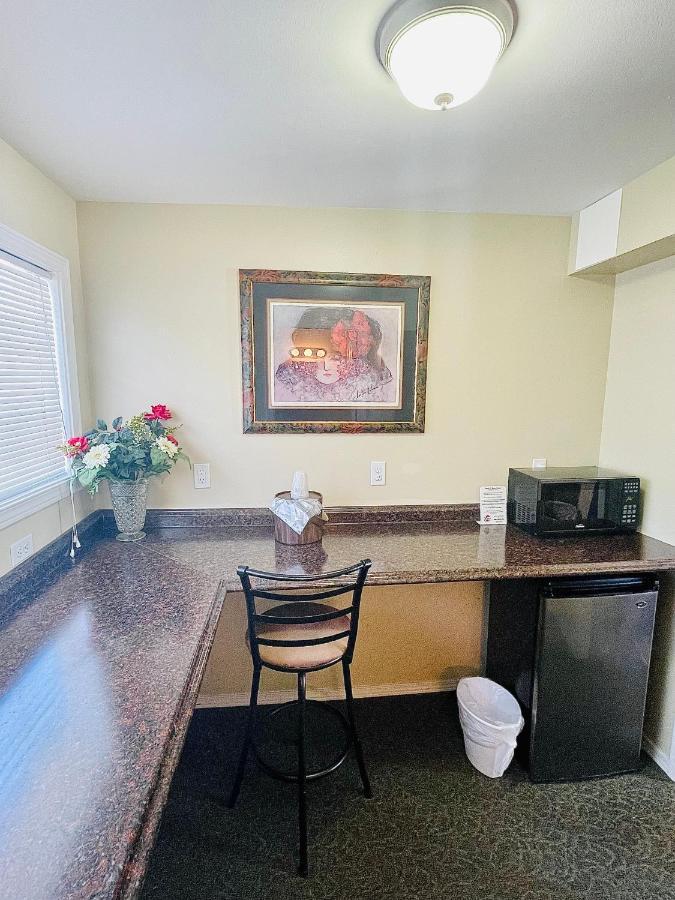 Sage N Sand Motel Moses Lake Extérieur photo