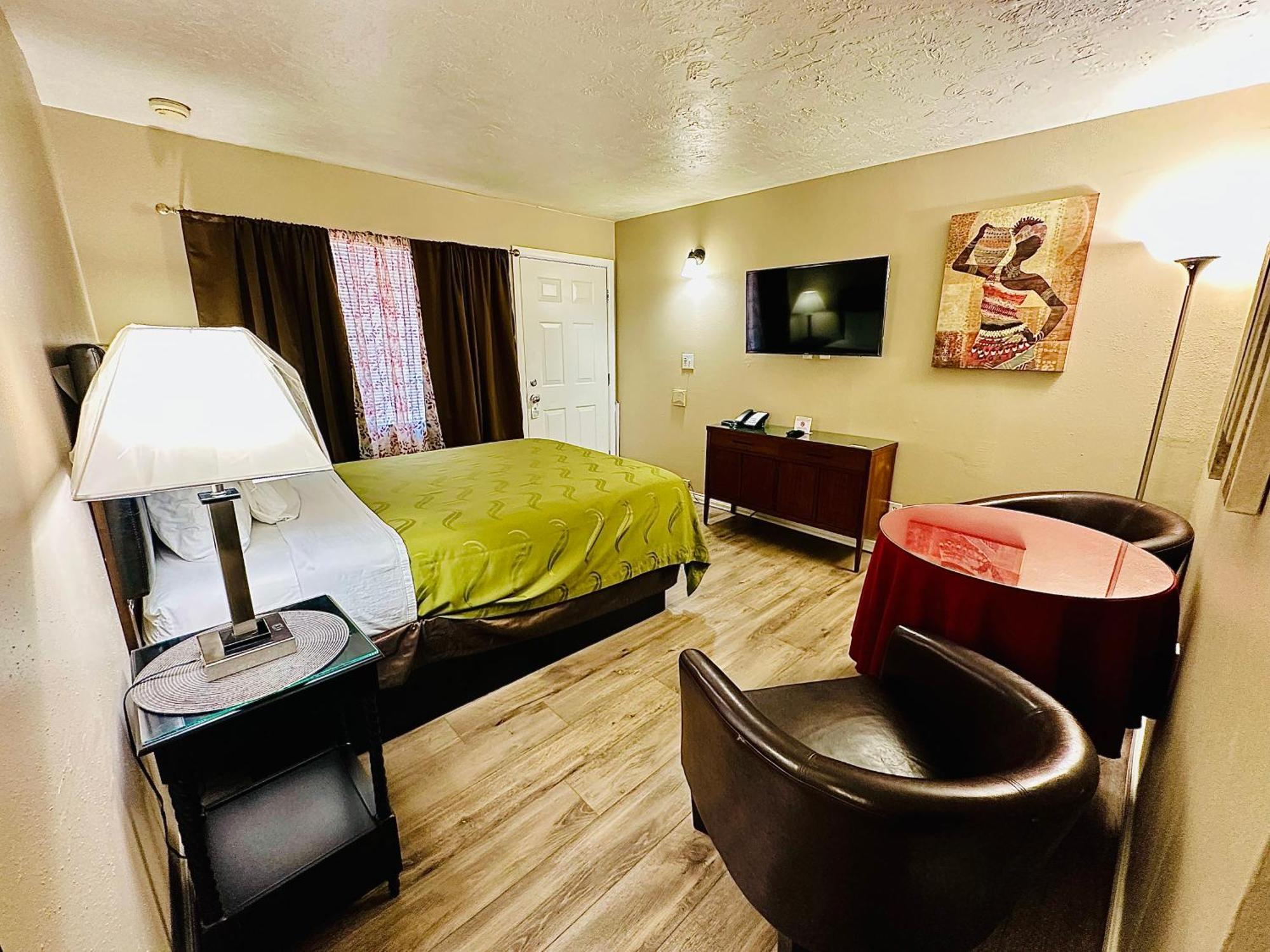 Sage N Sand Motel Moses Lake Extérieur photo